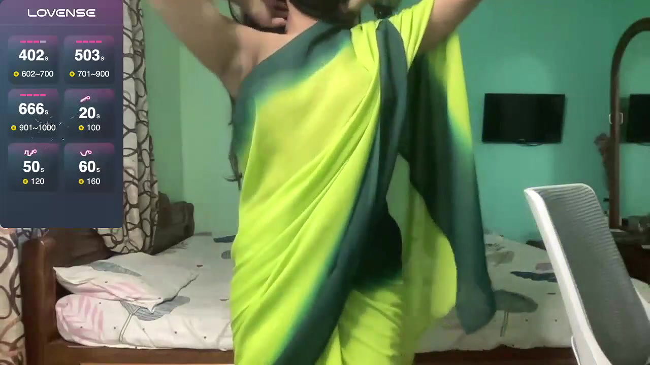 Senorita Teasing in Saree