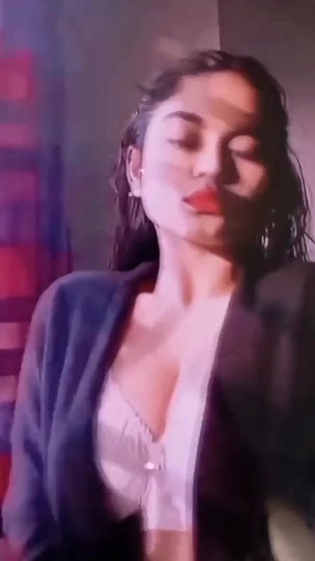 Snapchat Compilation of Hot Teens After Break up