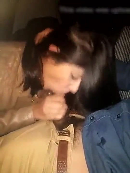 Indian cute girl fucking passionate sex with her boyfriend in fields