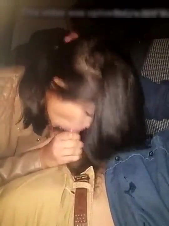 Indian cute girl fucking passionate sex with her boyfriend in fields