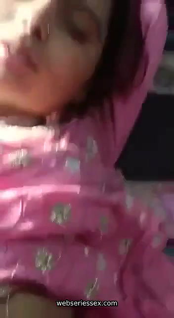 Extremely cute college bald pussy fucking lover viral mms