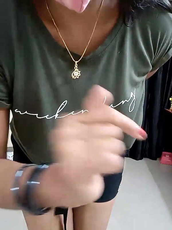 Desi MILF Kaamuk Shweta Pussy Rubbing and Slapping