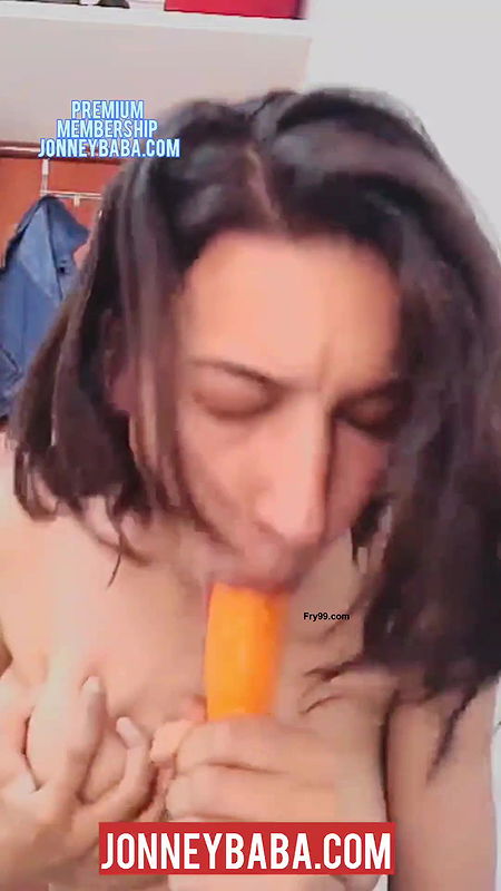 Vergin college girl fast time Fingering mms viral