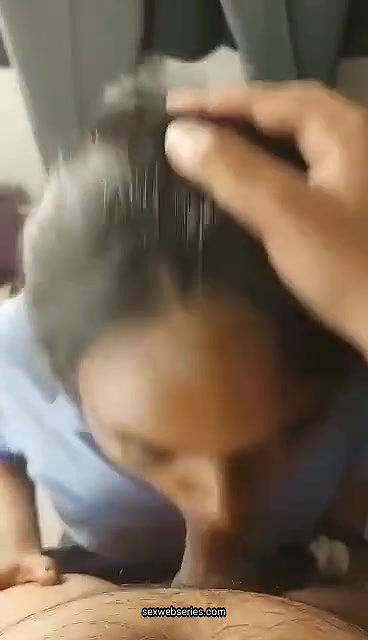 Shopping mall girl sucking manager dick