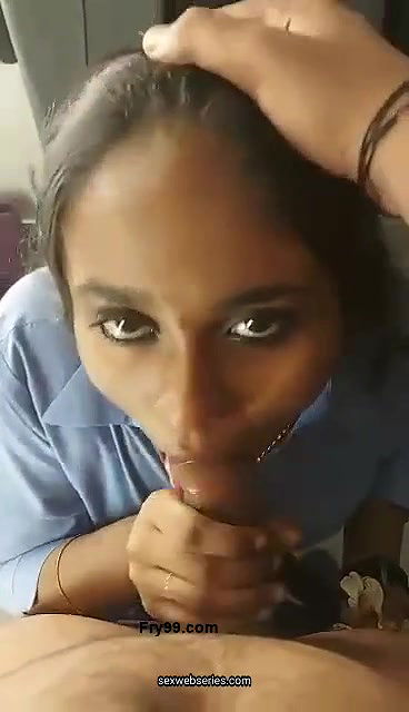 Shopping mall girl sucking manager dick