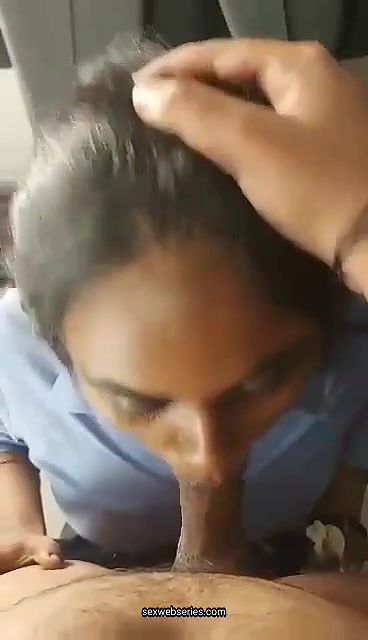 Shopping mall girl sucking manager dick