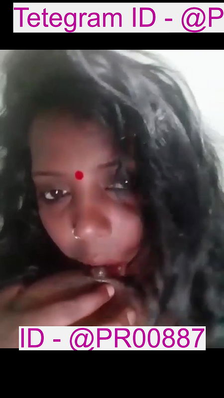 Busty Bengali Milf Sucks Her Big Boobs