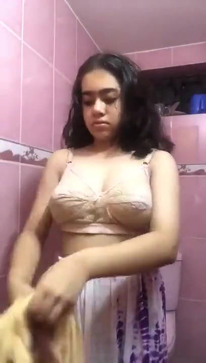 Snapchat Compilation of Hot Teens After Break up