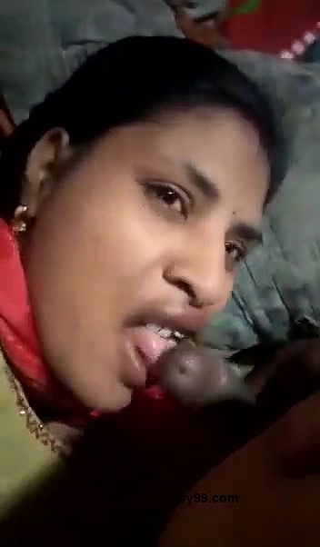 Desi village amateur savita bhabhi blowjob fuck devar viral mms