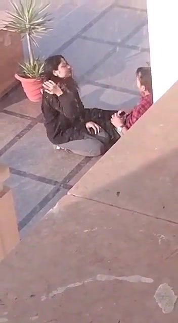 desi lovers blowjob caught in collage