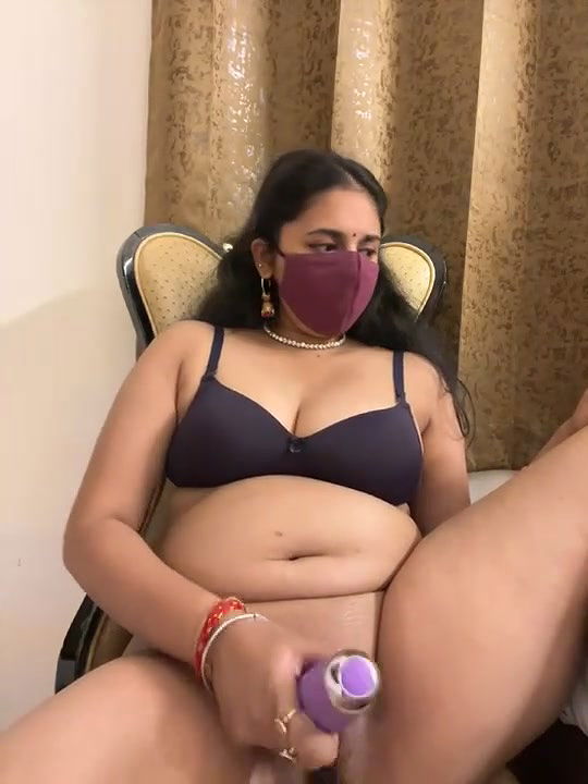 Salwar Suit Girl Disha Sharma Pussy Fingering and Moaning