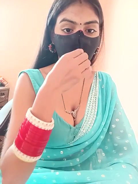 Married Girl Jaiska Kaur Showing Boobs on fan Demand