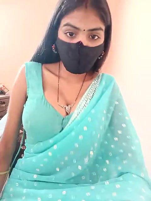 Married Girl Jaiska Kaur Showing Boobs on fan Demand