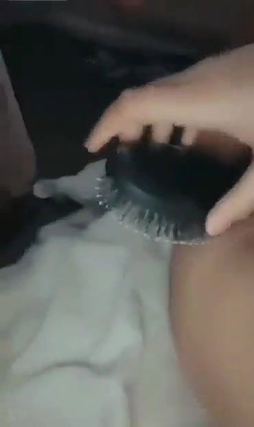 hair Brush makes me squirt