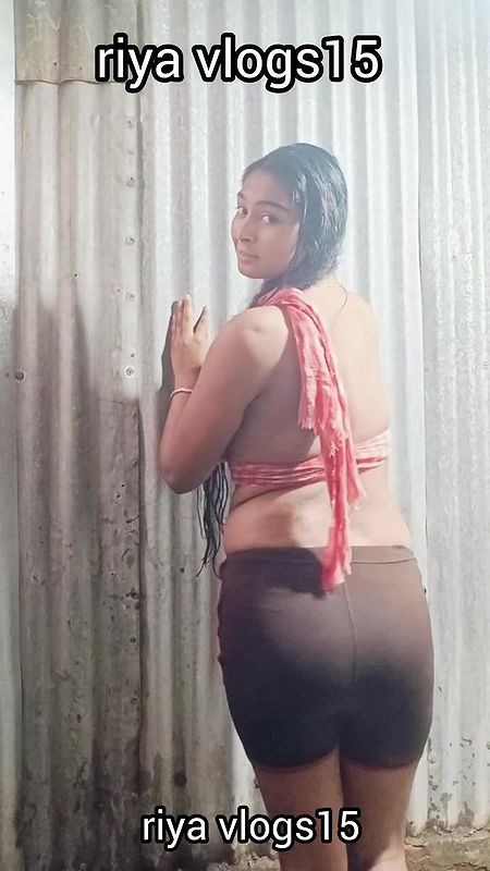 Youtuber ria hoy bath vlog