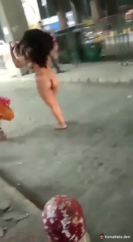 Kolkatanakedwomenwalking