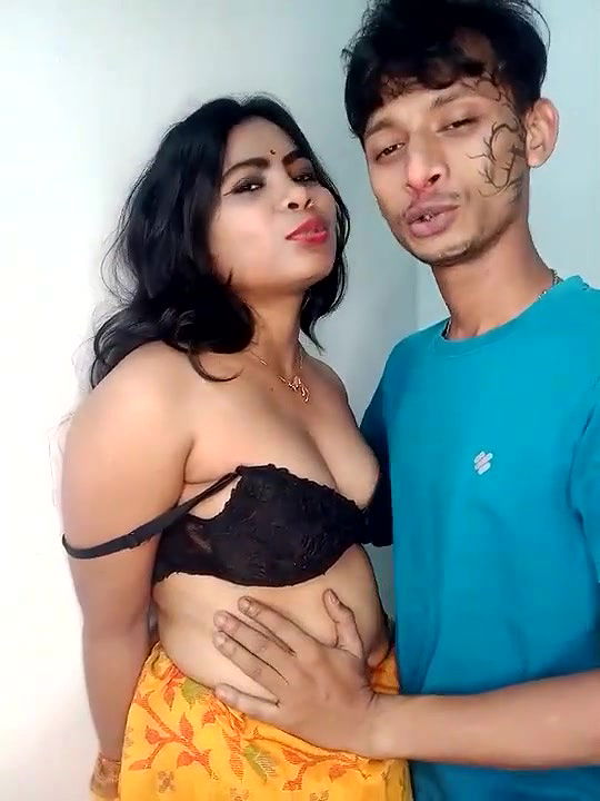 Beautiful couple Romance and Boobs pressed and Kissing