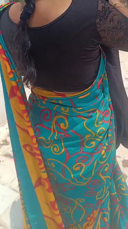Beutiful Tamil Wife Boobs Pressing At Terrence