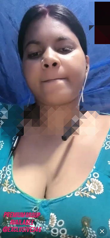 Cute village bhbai show boobs in chamet