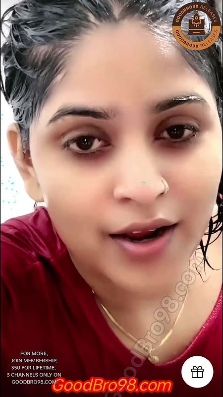 Ayushi Bhagat Tango Braless