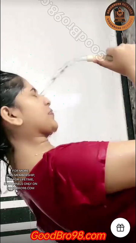 Ayushi Bhagat Tango Braless