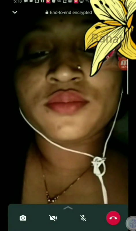 Desi sexy bhabi fing in cam