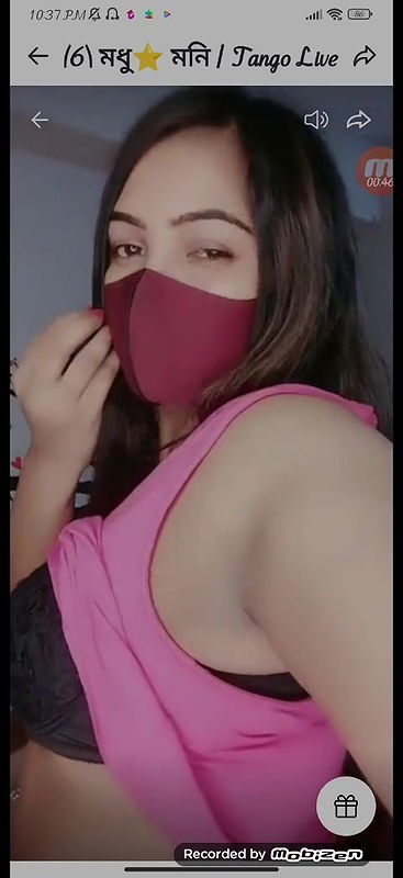 Hot desi girl show bra
