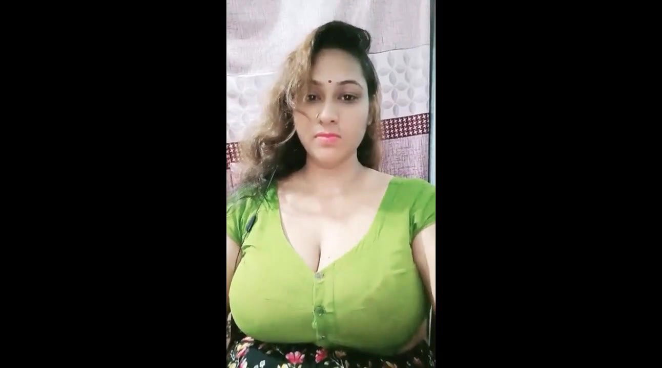 Big Boob Bangladeshi Girl