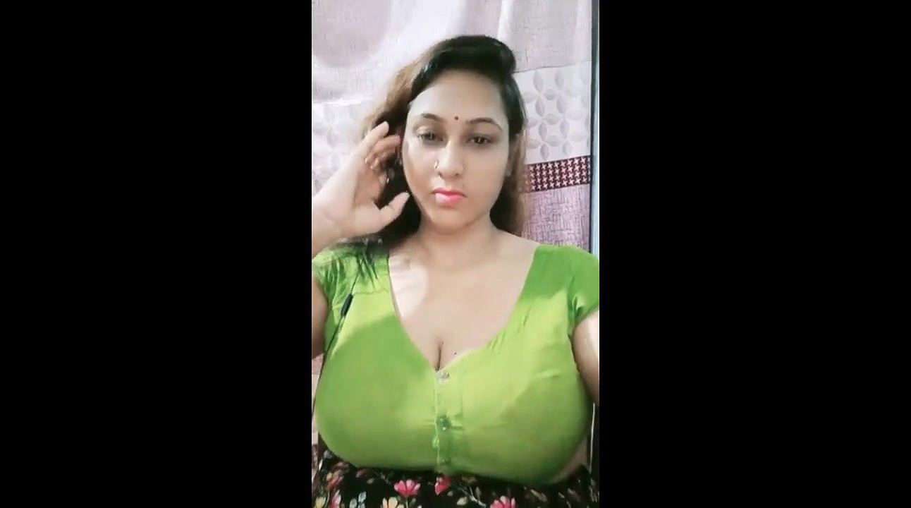 Big Boob Bangladeshi Girl