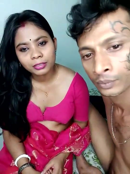 Beautiful Married Desi Girl Boobs Show and Blowjob to BF