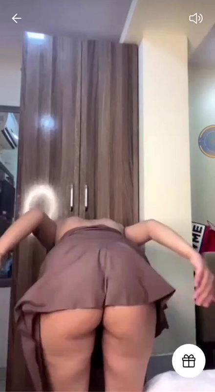 Currly Quinn Playing With Boobs and Spanking Ass on Tango Live