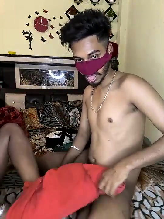 Married Aunty Giving Blowjob to Young Boy