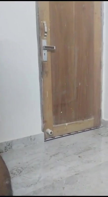 Gf ko dosto ke samne nanga kiya