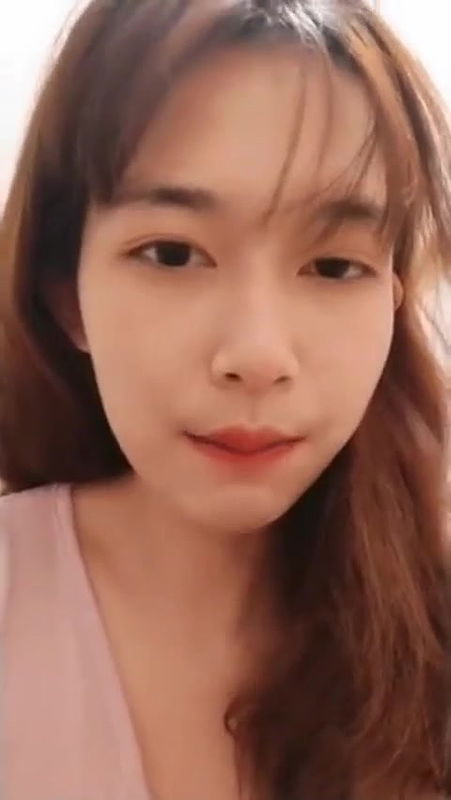 Cute thai call girl
