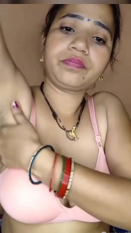 Desi HARSITAG boobs stripchat show