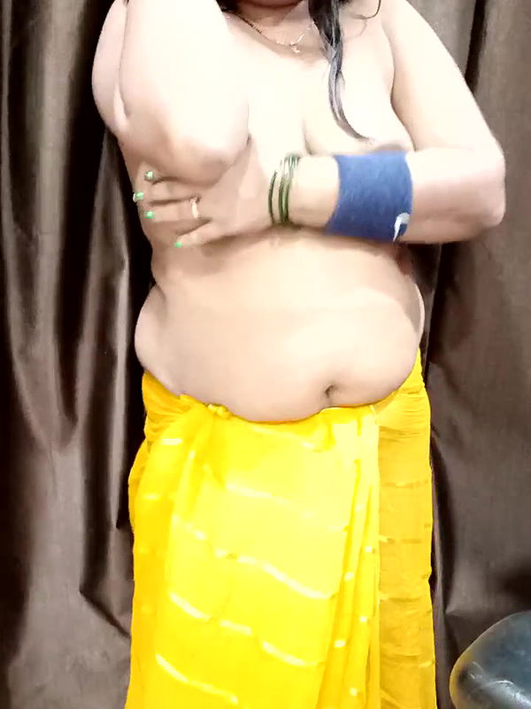 Anamik Webcam Stripchat coloredhair glasses bbc foot