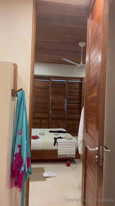 Mia Khalifa onlyfans Bra Strip And Taking Shower Video Leaked p