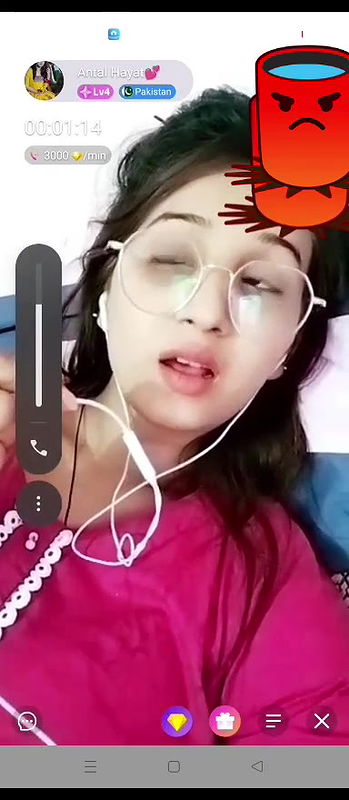 Cute Paki Babe Antal Hayat Flashes Nude Tits Talking to Viewer on Chamet