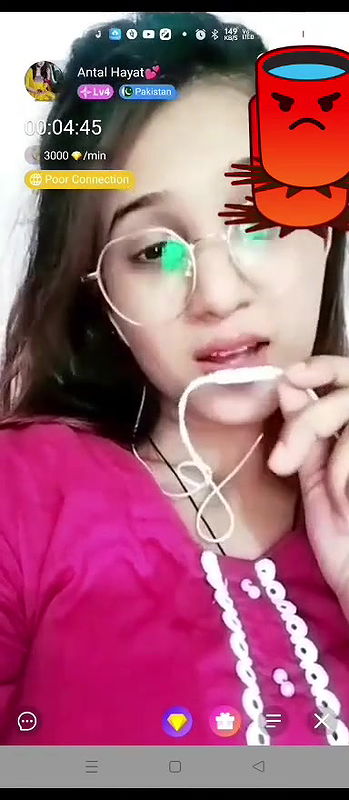 Cute Paki Babe Antal Hayat Flashes Nude Tits Talking to Viewer on Chamet