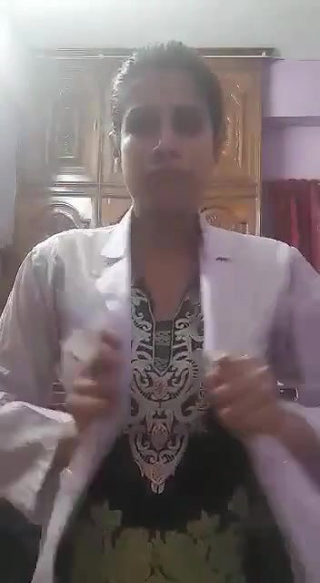 Desi Desi doctor