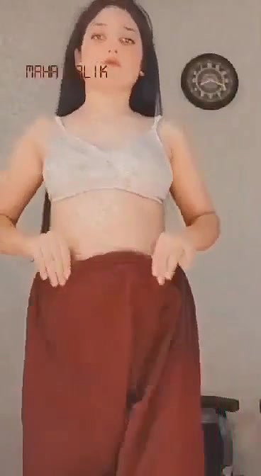 Desi girl undress