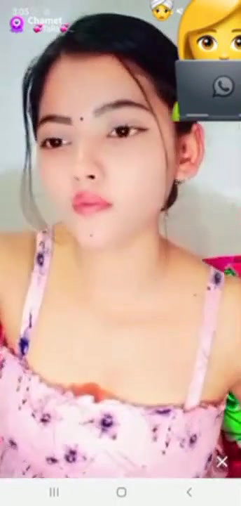 Cute Girl TaRa Showing Chamet Live Exclusive with FACE