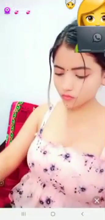 Cute Girl TaRa Showing Chamet Live Exclusive with FACE