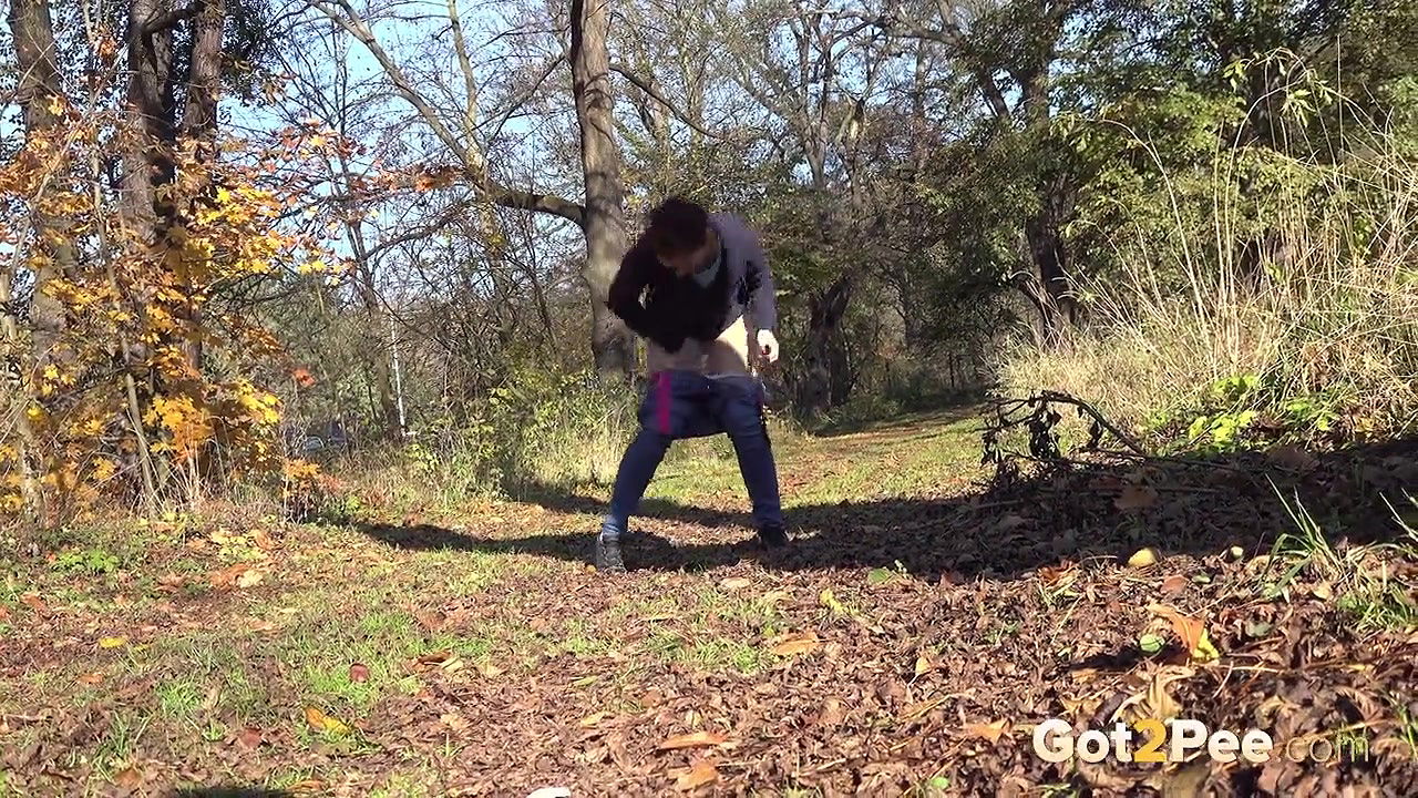 Antonia needs to relieve her piss desperation