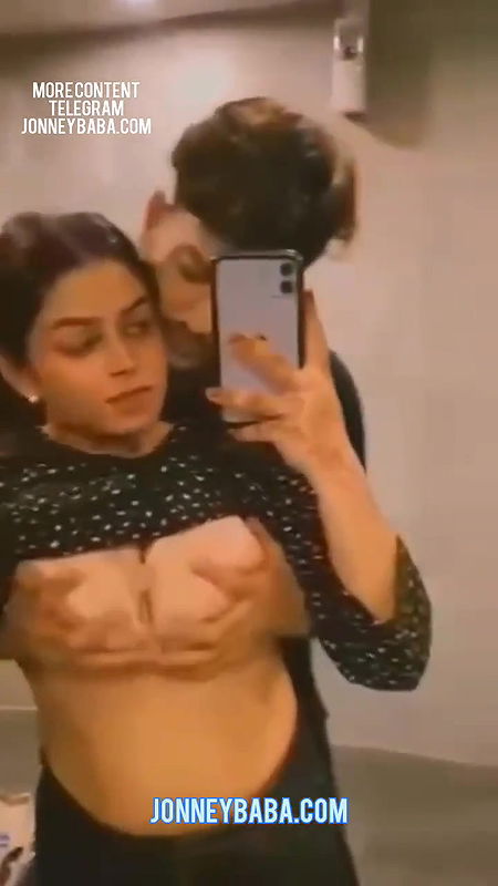 Insta desi girl mall toilet romance with local desi boy