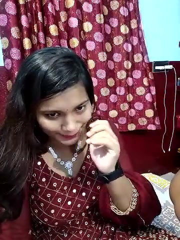 Girl Removing Salwar Suit and Blowjob