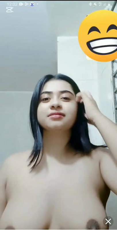 Arohi Showing On Chamet Live