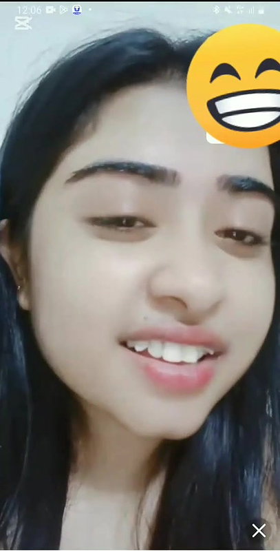 Arohi Showing On Chamet Live