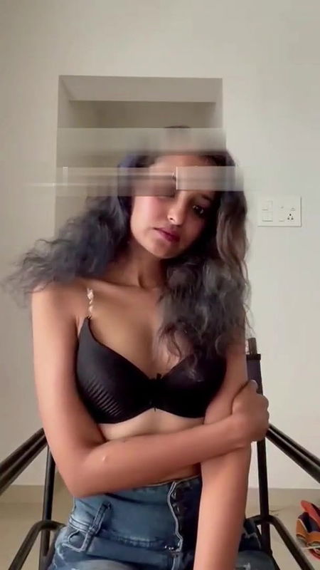 Tanvi Patil nude show