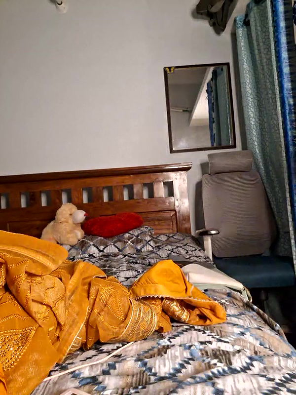 Desi MILF Intense Pussy Fingering and cumming